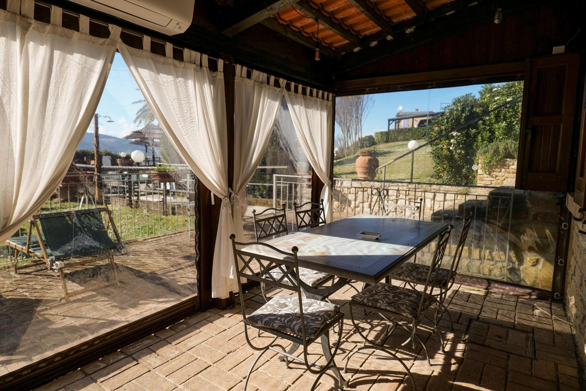 La Valle Del Sole Country House SantʼIppolito Esterno foto